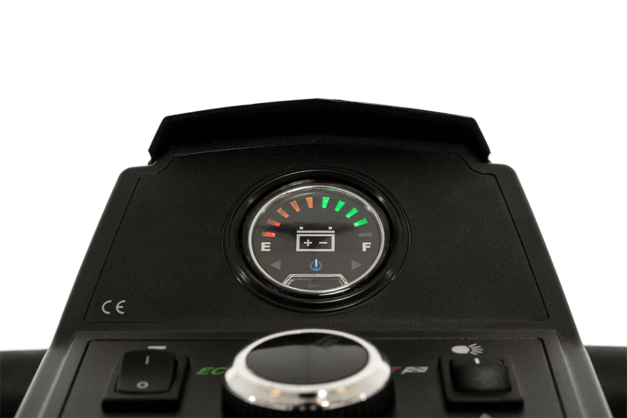 zero-turn-new_0000_ZT10_Voltmeter_Closeup_3-19